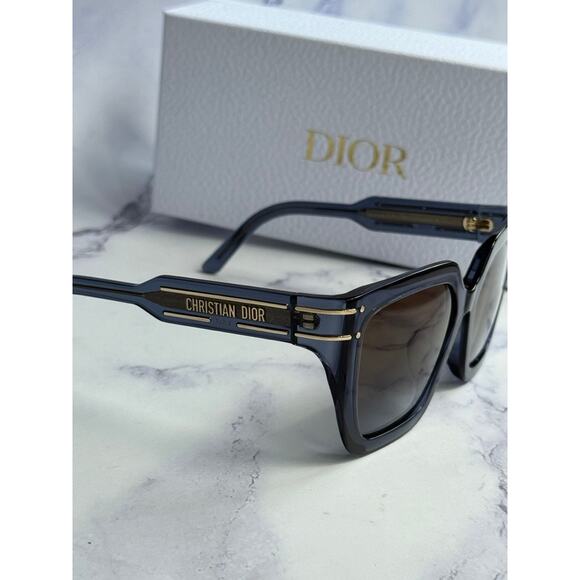 NEW Dior Signature S10F Oversized Sunglasses in Blue - Picture 5 of 7